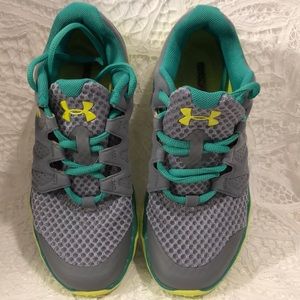 Under Armour Sneakers